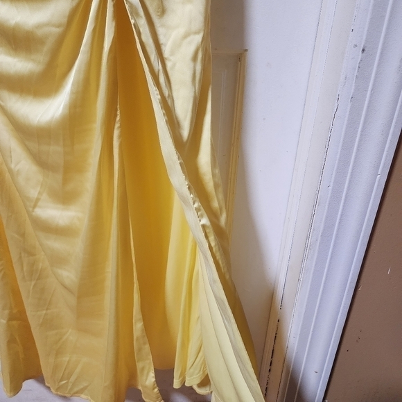 Fashion Nova Women’s Luxe Nights Satin Maxi Dress – Yellow Large - Picture 10 of 13